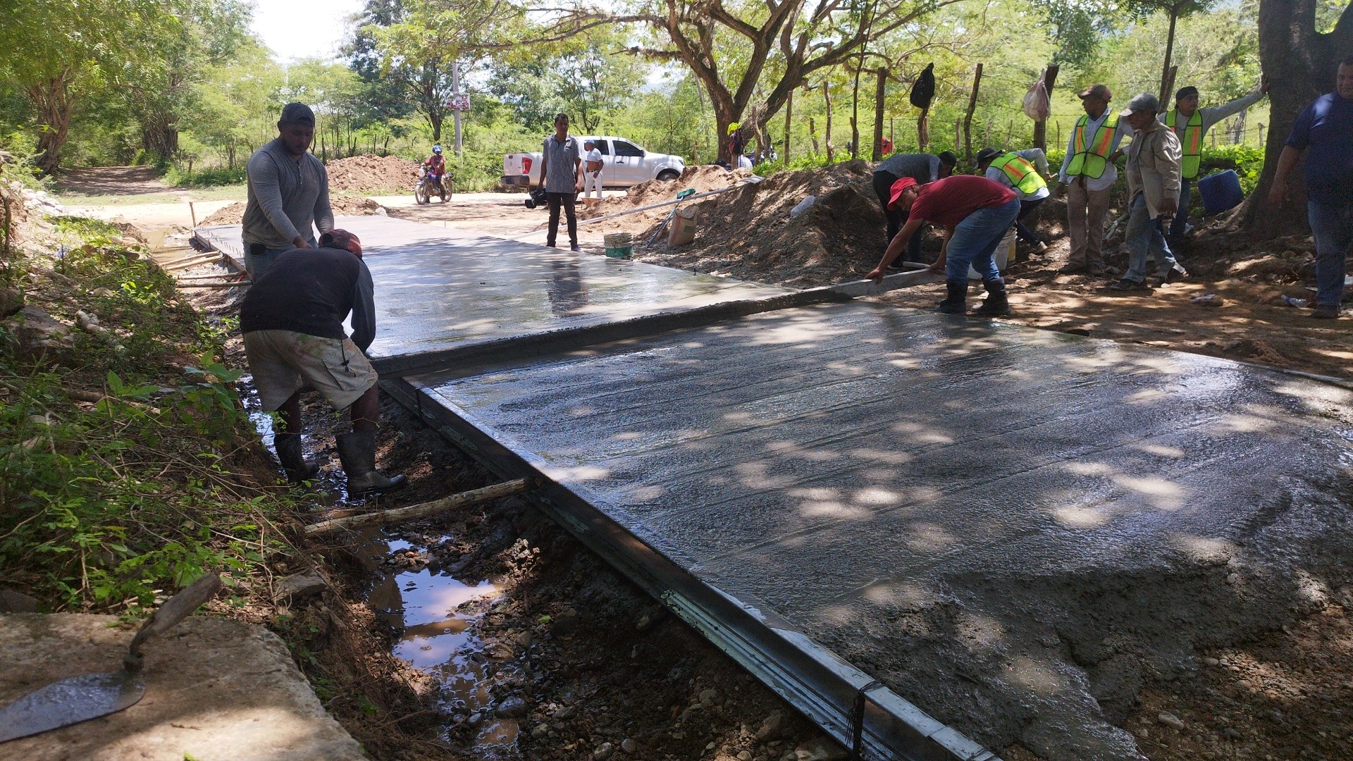 Progreso en Sabana Larga: La Comunidad y la Alcaldía Unen Fuerzas